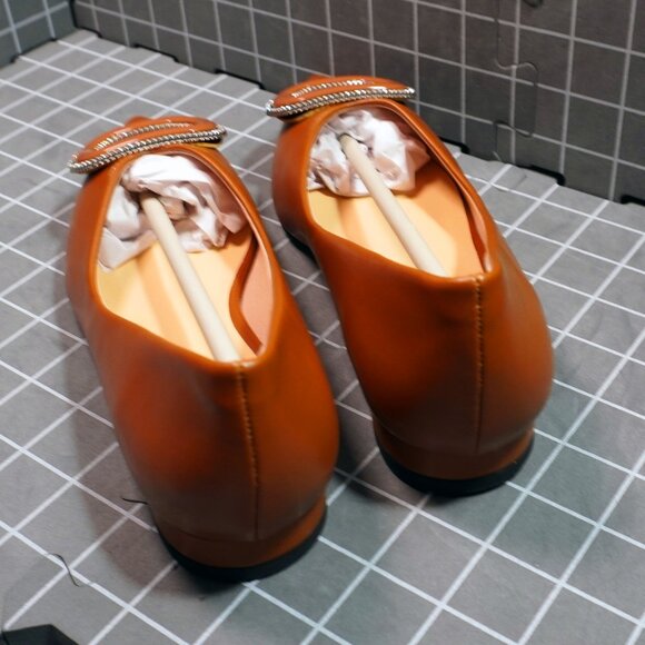 C Paravano Brown Leather Pointed Toe Slip On Classic Flats Shoes Size 5.5 - Picture 8 of 10